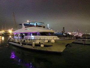 hong-kong-chinese-new-year-harbour-cruise-hong-kong-greeters-tours-5