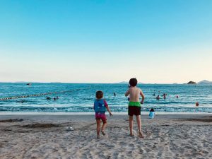 Hong Kong Private Tours Lantau Lower Cheung Sha Beach Family Outing