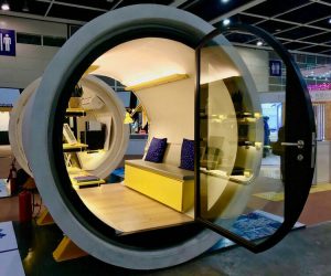 Hong Kong, Guided Tours, Tube Homes